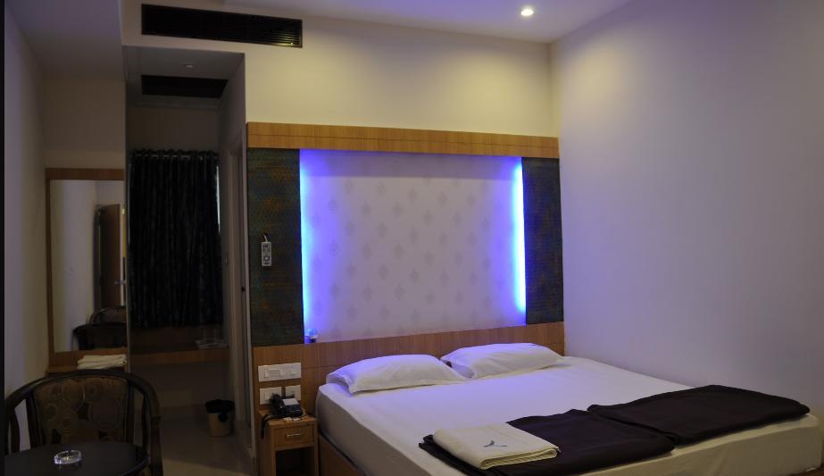 Hotel Athidi Grand Visakhapatnam Habitación foto